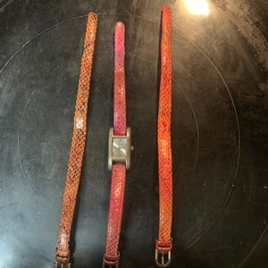 💚 3/$25 Thin silver watch with interchangeable brown pink orange straps